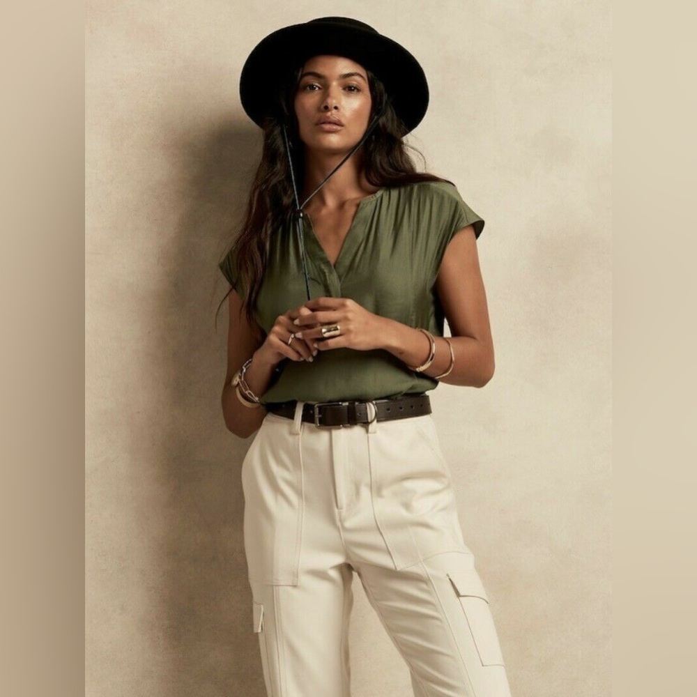 Banana Republic Dolman Blouse Olive Green- Size Small